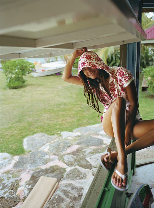 Image by Dewey Nicks