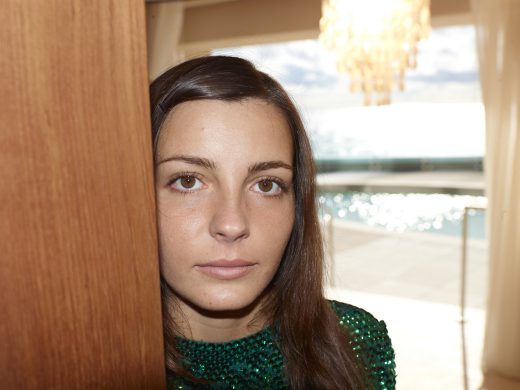 Image by Dewey Nicks