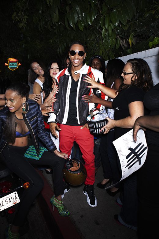 Image by Dewey Nicks