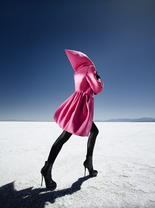 Image by Dewey Nicks