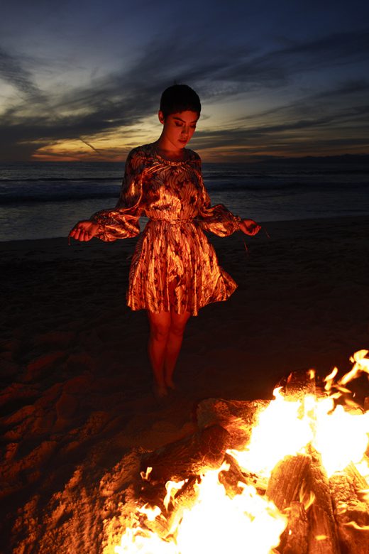 Image by Dewey Nicks