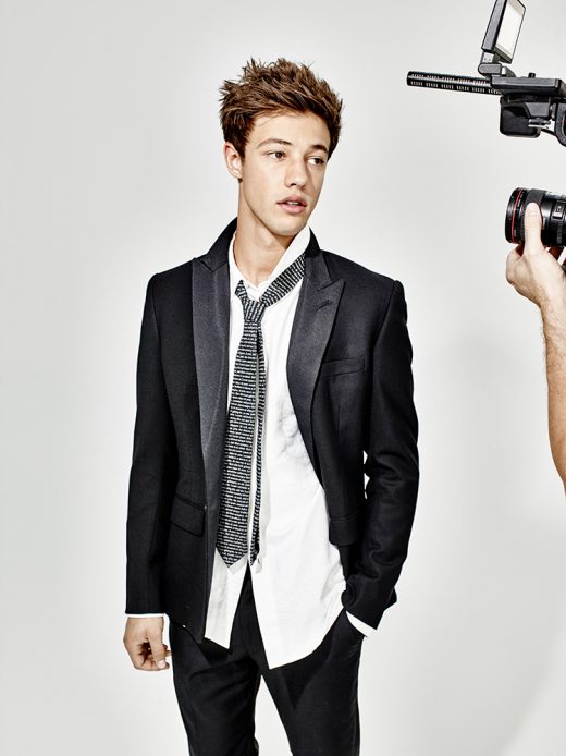 Image by Dewey Nicks