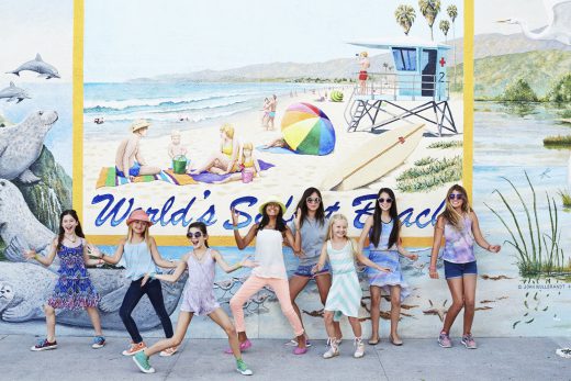 Image by Dewey Nicks