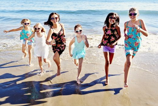 Image by Dewey Nicks