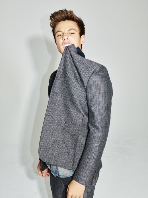 Image by Dewey Nicks