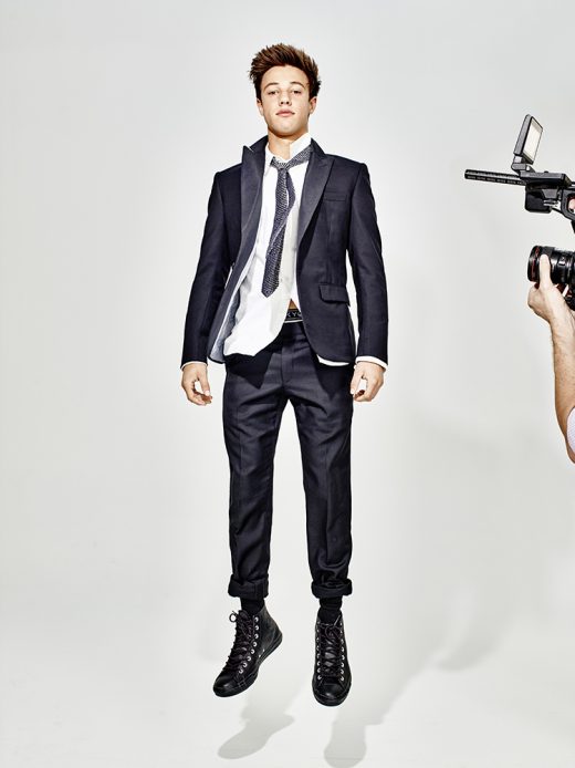 Image by Dewey Nicks