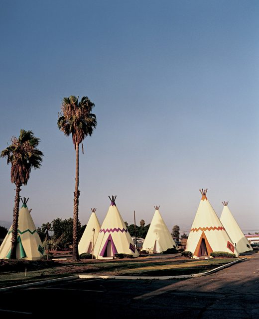 Image by Dewey Nicks