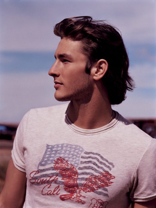 Image by Dewey Nicks