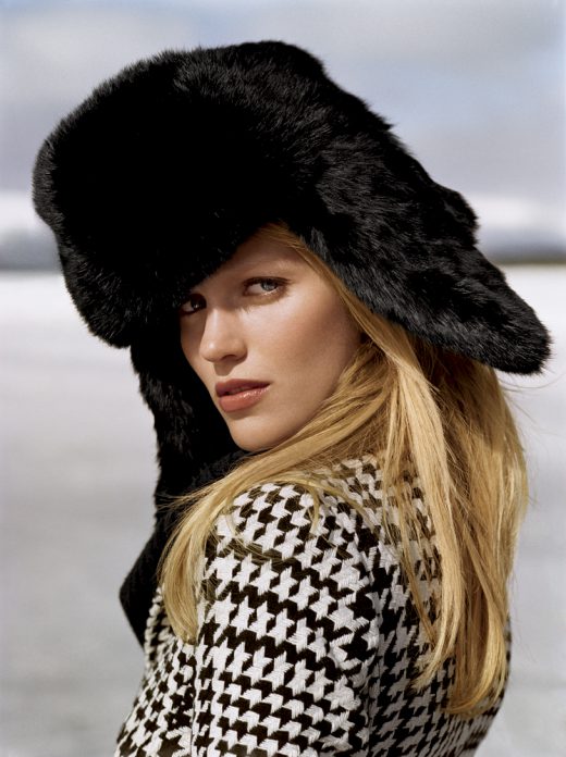 Image by Dewey Nicks