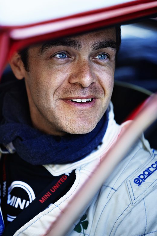 Image by Dewey Nicks