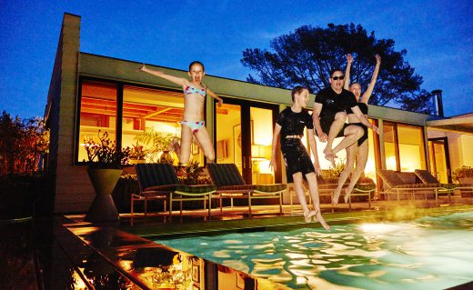 Image by Dewey Nicks