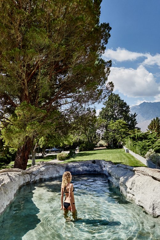 Image by Dewey Nicks