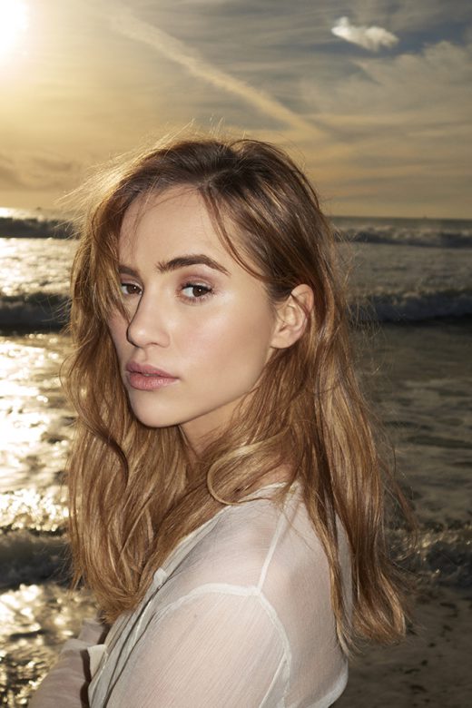 Image by Dewey Nicks