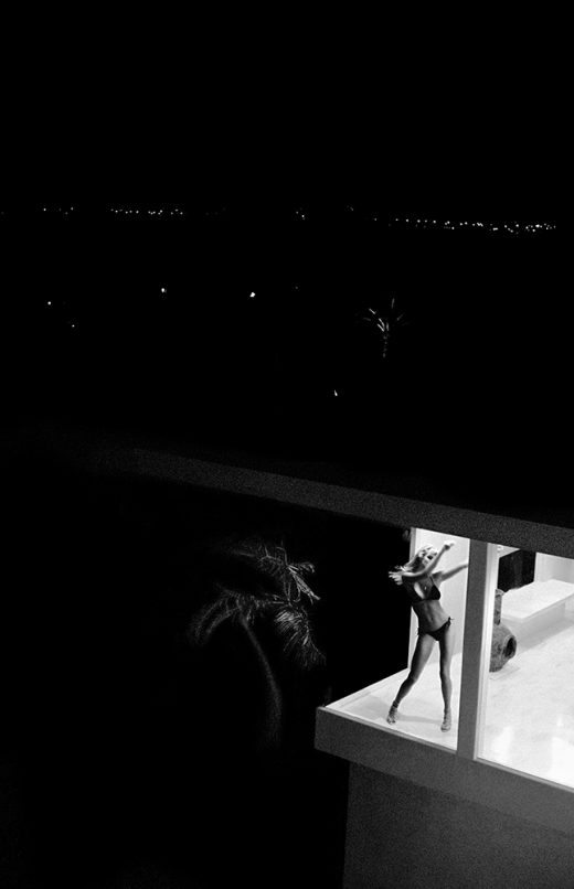 Image by Dewey Nicks