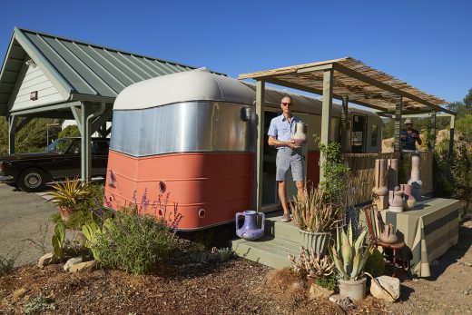 Image by Dewey Nicks