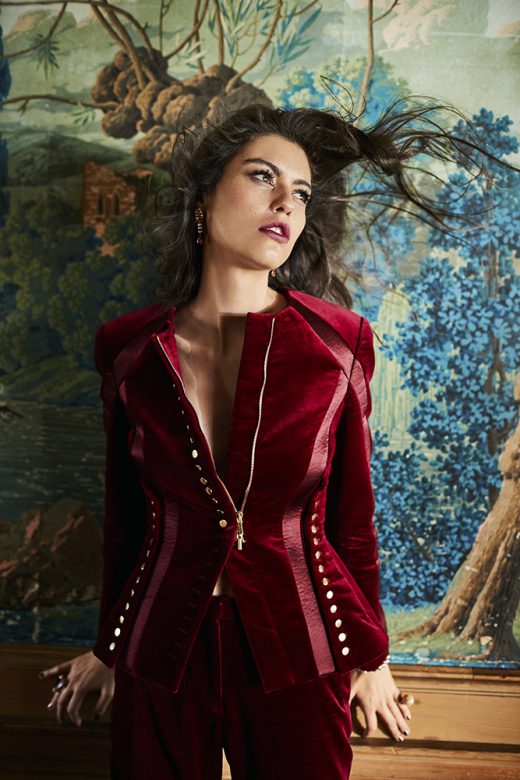 Image by Dewey Nicks