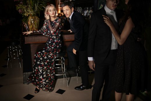 Image by Dewey Nicks