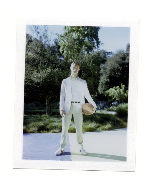 Image by Dewey Nicks